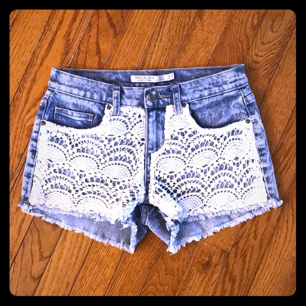 IRIS JEANS Distressed Denim Lace Jean Shorts